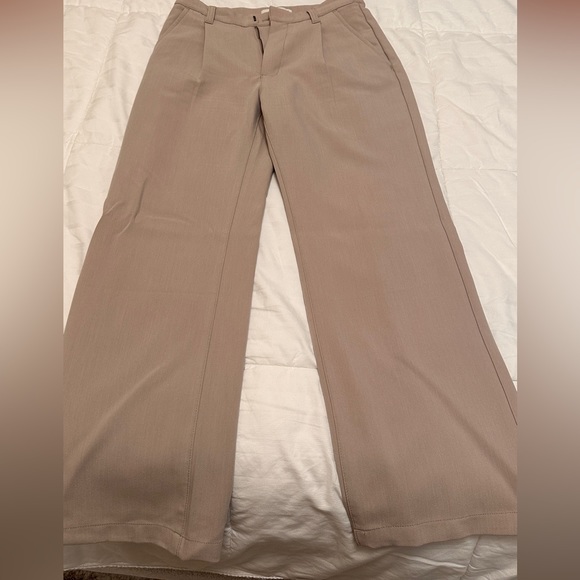 Abercrombie & Fitch Tailored Relaxed Straight Pants - Picture 3 of 7